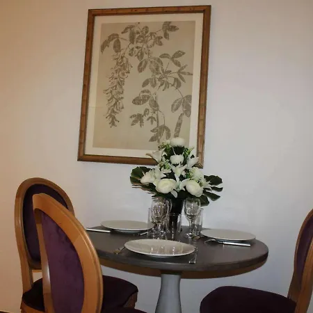 Rochefort, 1 Piece, 4 Personnes - Fr-1-246b-458 Apartment Rochefort (Charente-Maritime)